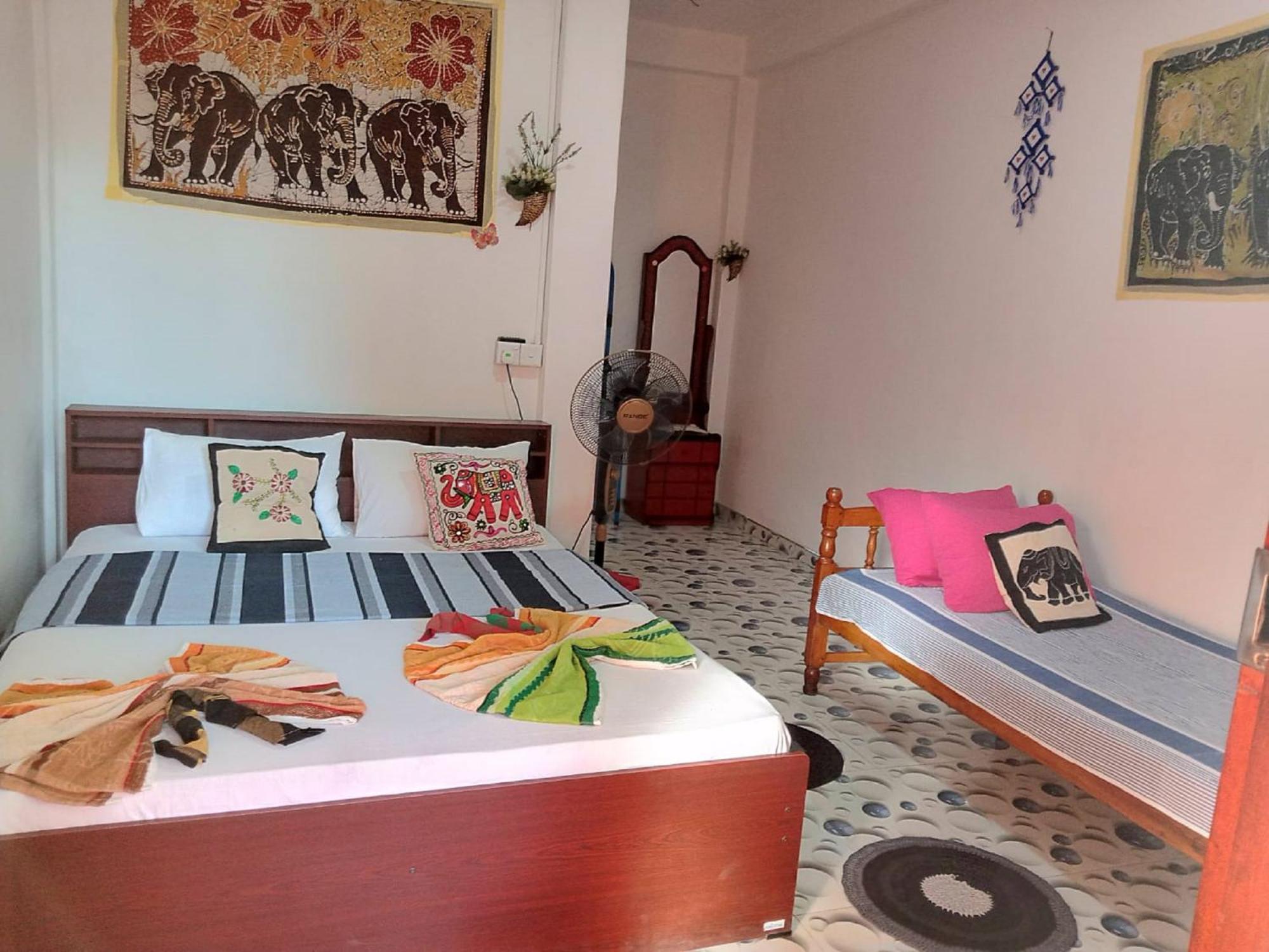 Nelum Home Stay Сигирия Экстерьер фото